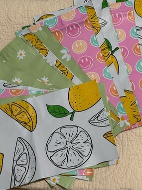 Polymailers 6” x 9 “ 25 pack of assorted mailers!